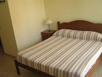La Cascina Del Simeto Hotel
